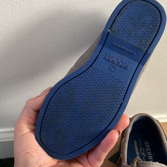 Boys Sperry Topsiders - Exclusive Sperry x Vineyard Vines Collaboration - Picture 3 of 14